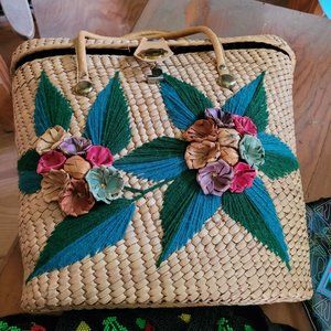 Vintage straw purse